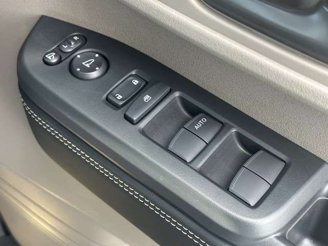 HONDA N BOX JOY 2024 Image 31