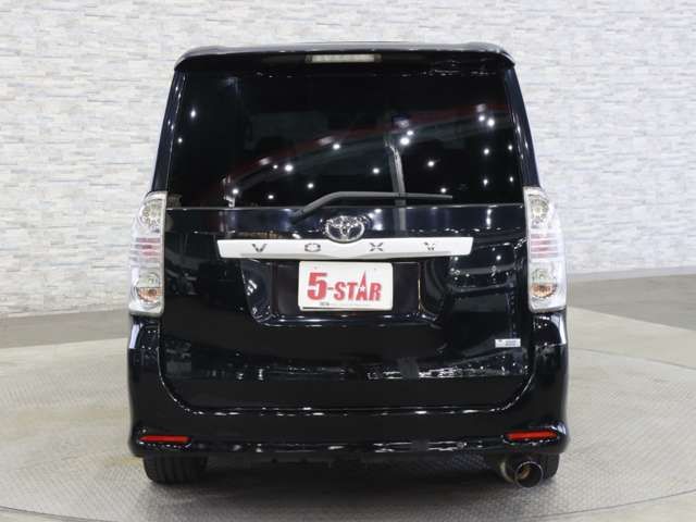 TOYOTA VOXY 2009 Image 31