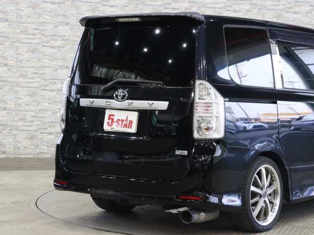 TOYOTA VOXY 2009 Image 31