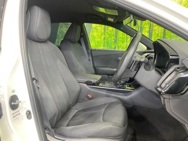 TOYOTA CROWN SEDAN HYBRID 2018 Image 31