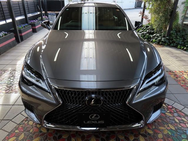 TOYOTA LEXUS LS500H 4WD 2025 Image 31