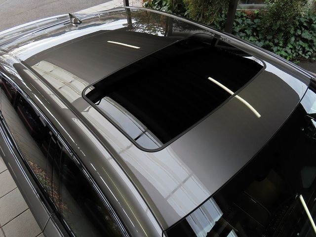 TOYOTA LEXUS LS500H 4WD 2025 Image 31