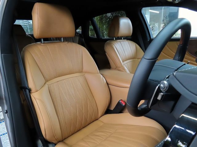 TOYOTA LEXUS LS500H 4WD 2025 Image 31