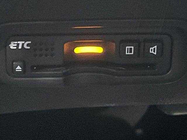 HONDA VEZEL HYBRID 2017 Image 31