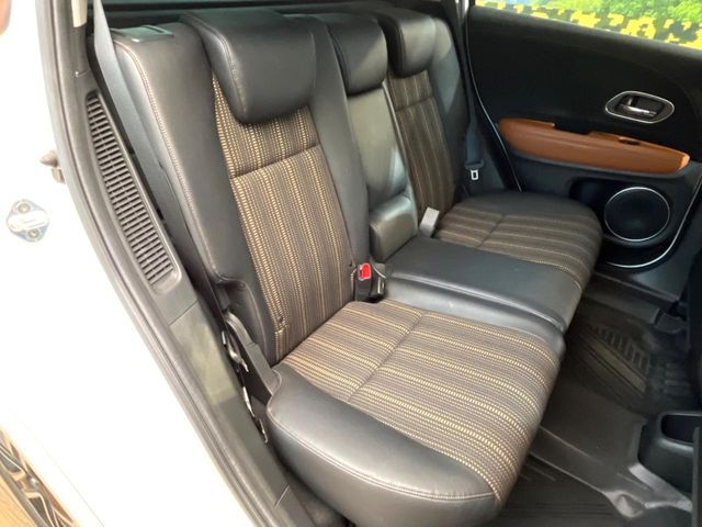 HONDA VEZEL HYBRID 2017 Image 31