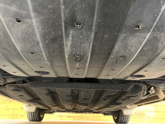 HONDA VEZEL HYBRID 2017 Image 31