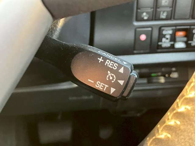 TOYOTA VOXY HYBRID 2018 Image 31