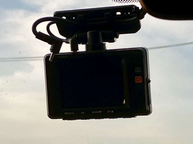 TOYOTA VOXY HYBRID 2018 Image 31