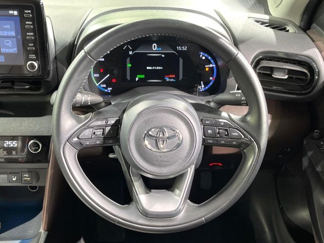 TOYOTA YARIS CROSS HYBRID 2022 Image 31