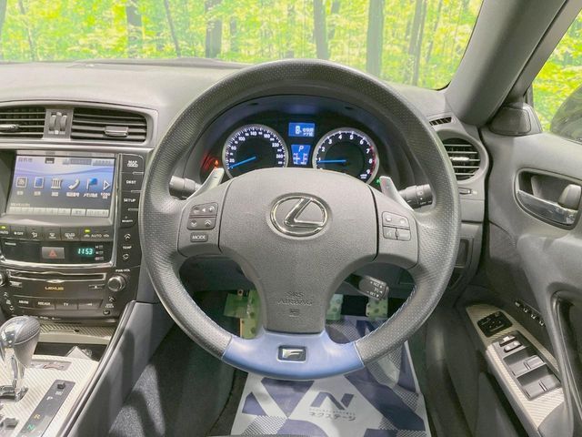 TOYOTA LEXUS IS F 2009 Image 31