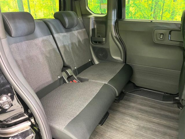 HONDA N BOX CUSTOM 2023 Image 31