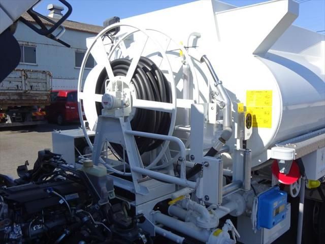 MITSUBISHI CANTER 2024 Image 31