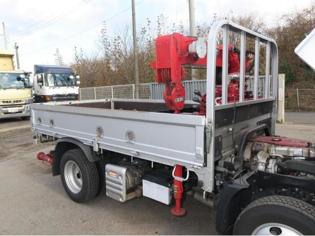 HINO DUTRO 2020 Image 31