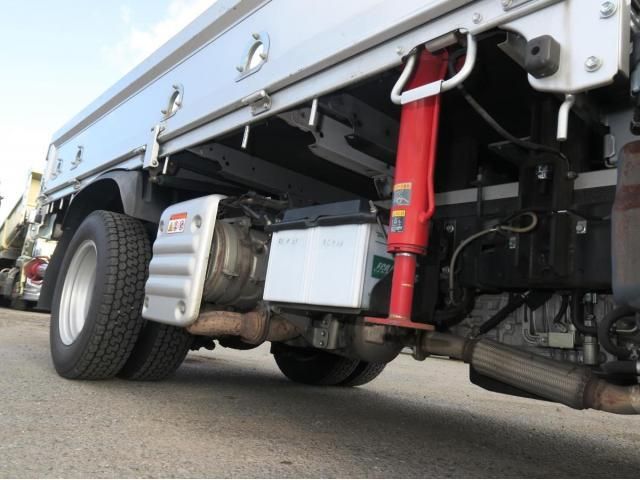 HINO DUTRO 2020 Image 31