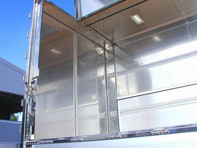 MITSUBISHI FUSOU SUPER GREAT 2025 Image 31