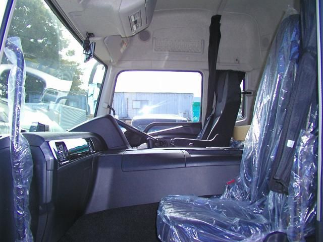 MITSUBISHI FUSOU SUPER GREAT 2025 Image 31