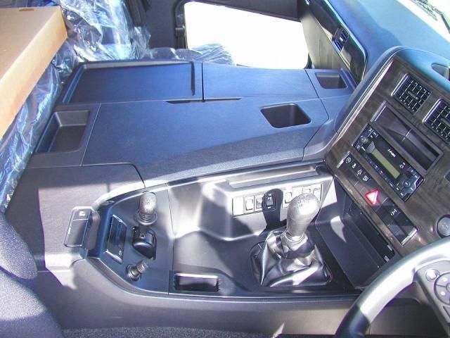 MITSUBISHI FUSOU SUPER GREAT 2025 Image 31