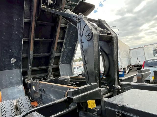 ISUZU GIGA 2014 Image 31