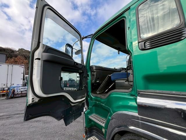 ISUZU GIGA 2014 Image 31