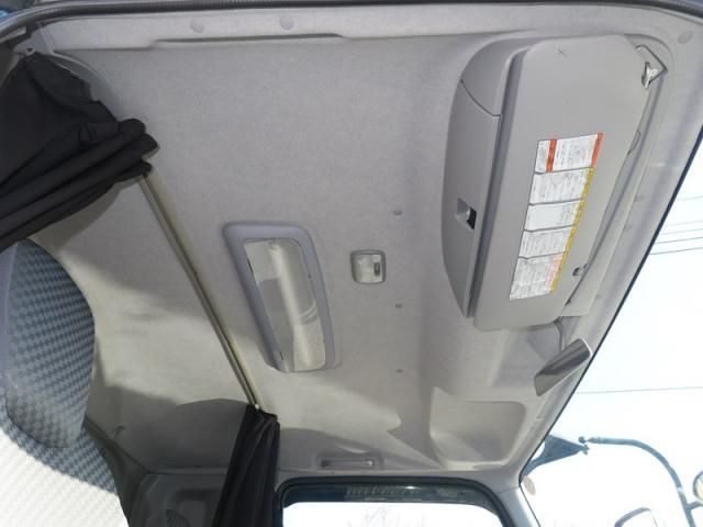 ISUZU ELF 2015 Image 31