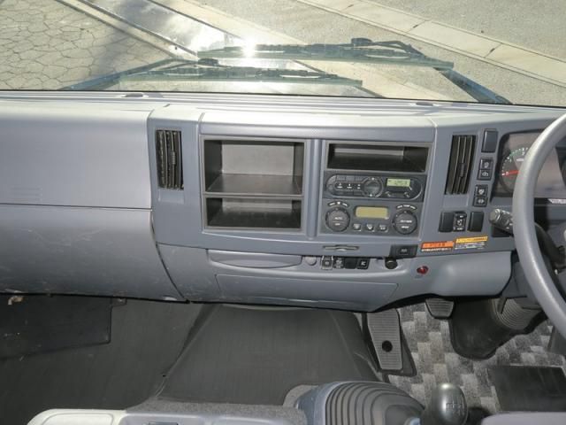 ISUZU ELF 2015 Image 31