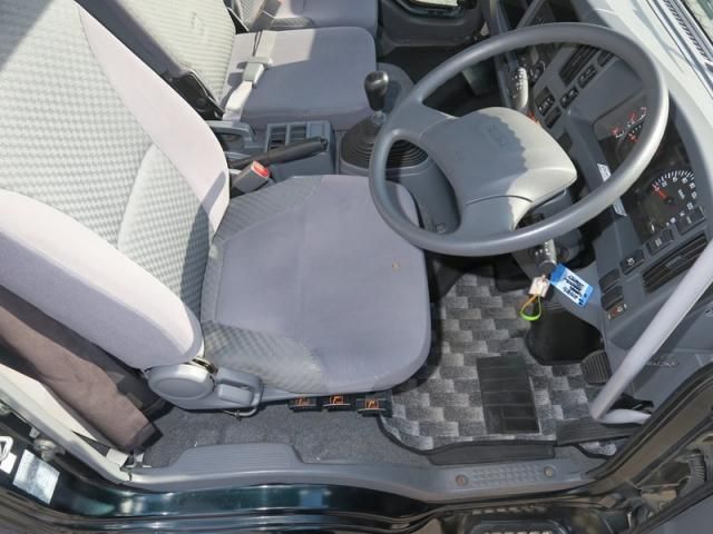 ISUZU ELF 2015 Image 31