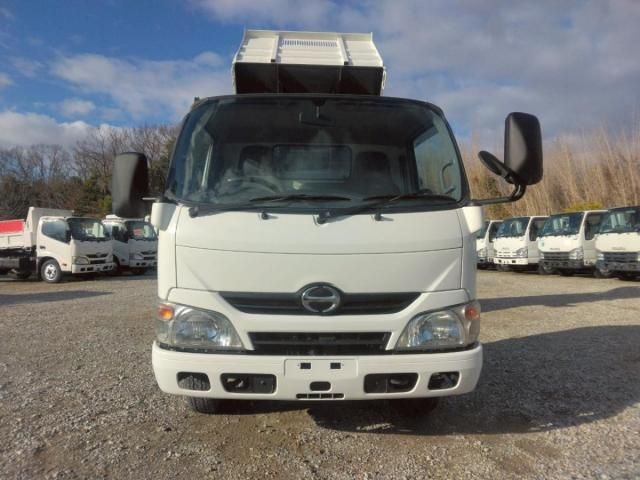 HINO DUTRO 2014 Image 31
