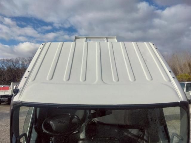 HINO DUTRO 2014 Image 31