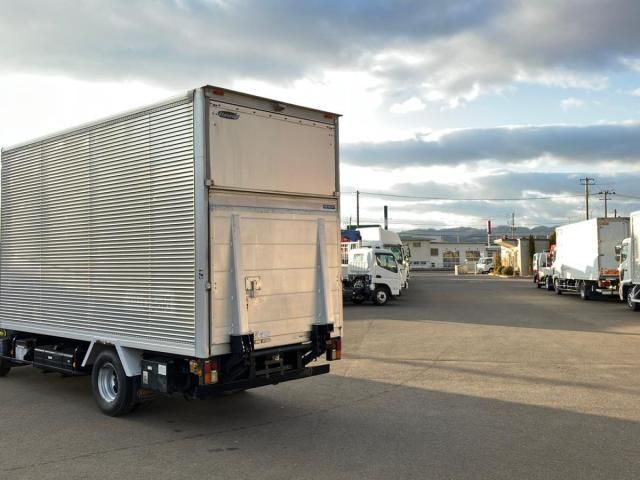 MITSUBISHI CANTER 2011 Image 31