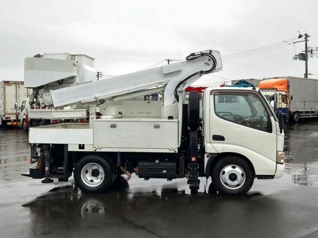 HINO DUTRO 2009 Image 31