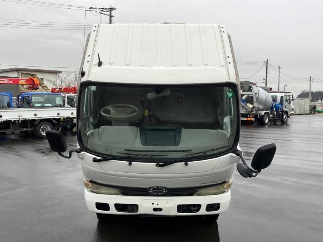 HINO DUTRO 2009 Image 31