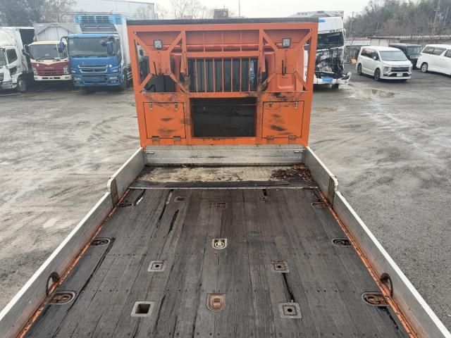 NISSAN DIESEL QUON 2014 Image 31