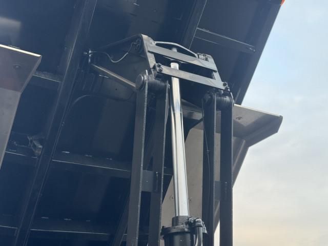 MITSUBISHI FUSOU SUPER GREAT 2025 Image 31