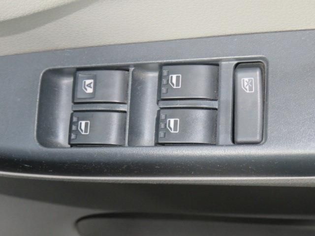 SUBARU PLEO PLUS 2014 Image 31