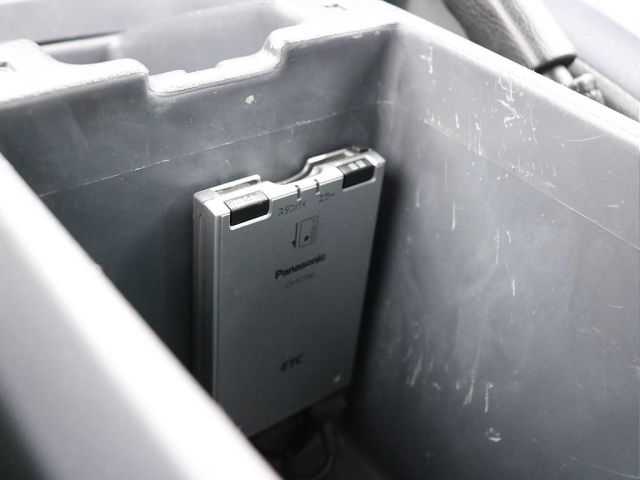 TOYOTA LANDCRUISER VAN 1997 Image 31