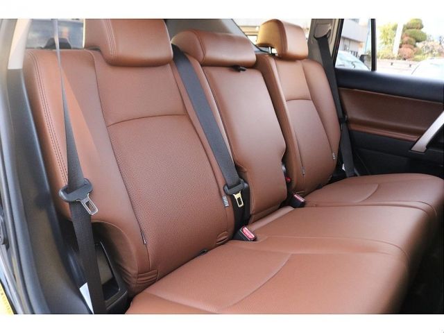 TOYOTA LANDCRUISER PRADO 2021 Image 31