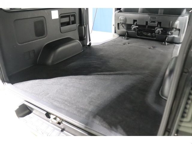 TOYOTA HIACE VAN 2WD 2019 Image 31