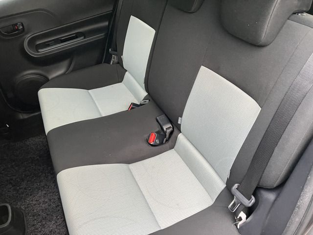 TOYOTA AQUA 2013 Image 31