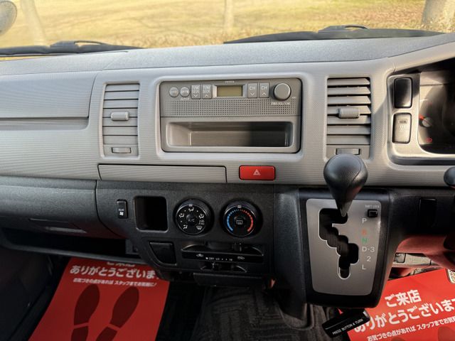 TOYOTA HIACE VAN 4WD 2006 Image 31