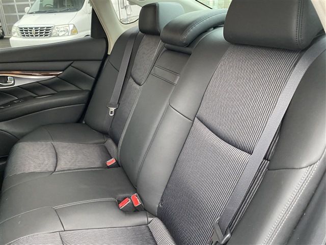 NISSAN FUGA 4WD 2011 Image 31