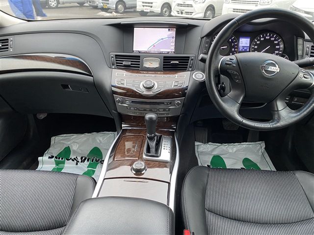 NISSAN FUGA 4WD 2011 Image 31