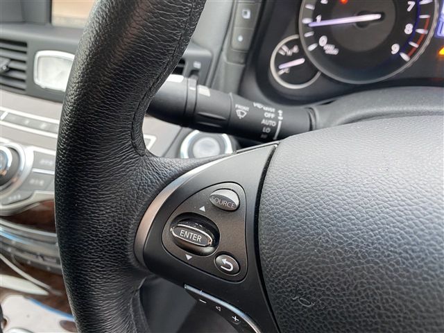 NISSAN FUGA 4WD 2011 Image 31