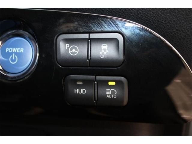 TOYOTA PRIUS 2016 Image 31