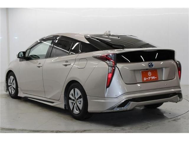 TOYOTA PRIUS 2016 Image 31