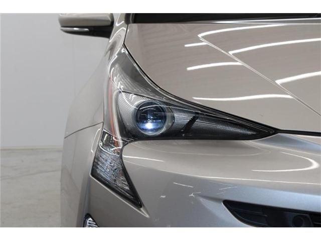 TOYOTA PRIUS 2016 Image 31