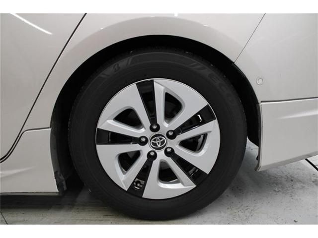 TOYOTA PRIUS 2016 Image 31