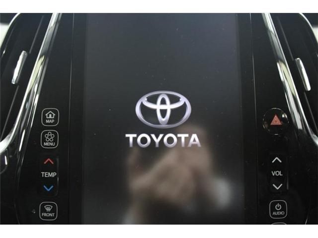 TOYOTA PRIUS PHV 2018 Image 31
