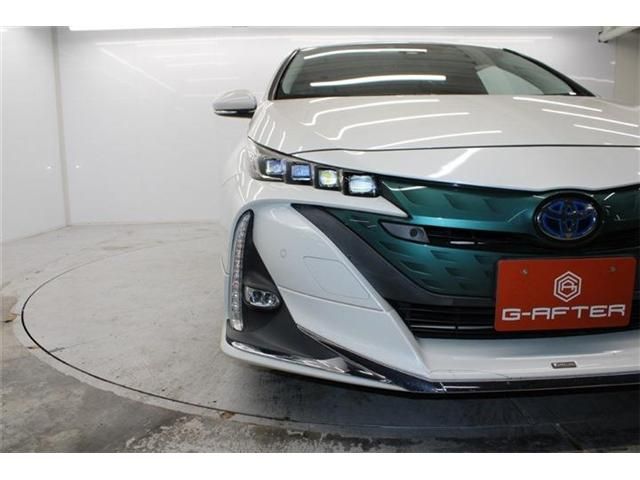 TOYOTA PRIUS PHV 2018 Image 31