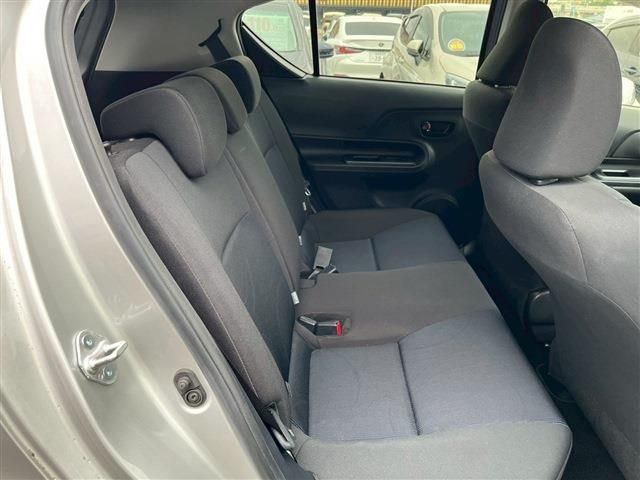 TOYOTA AQUA 2017 Image 31