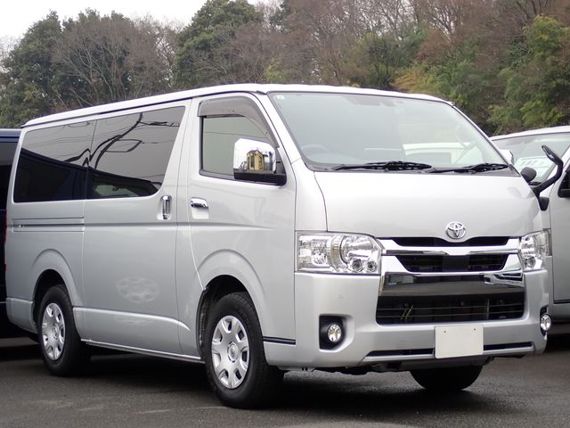 TOYOTA HIACE VAN 2WD 2021 Image 31